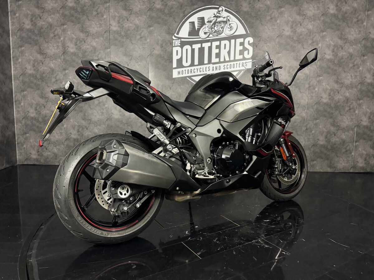 Kawasaki ZX 1002 KPFAN