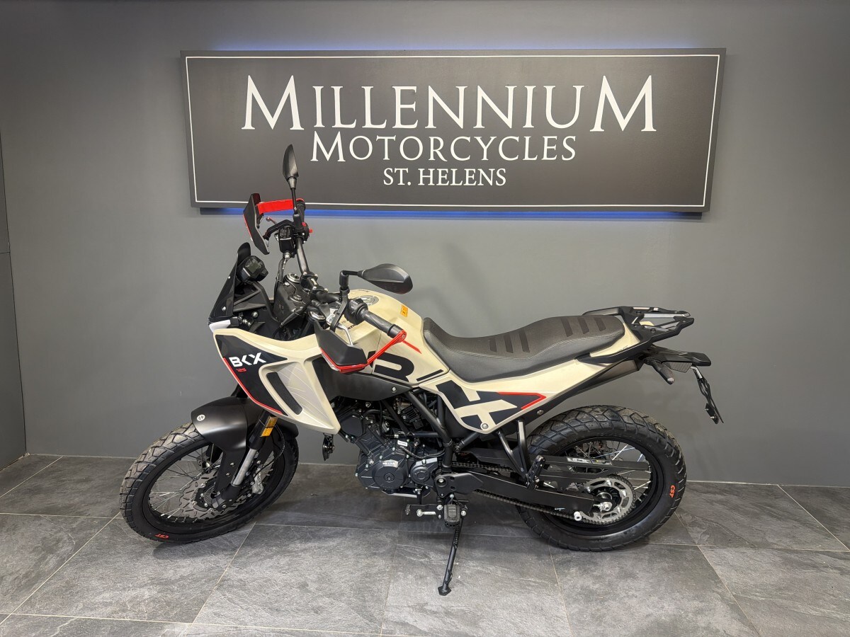 Used Benelli BKX 125 for sale - 78165140: Photo 11