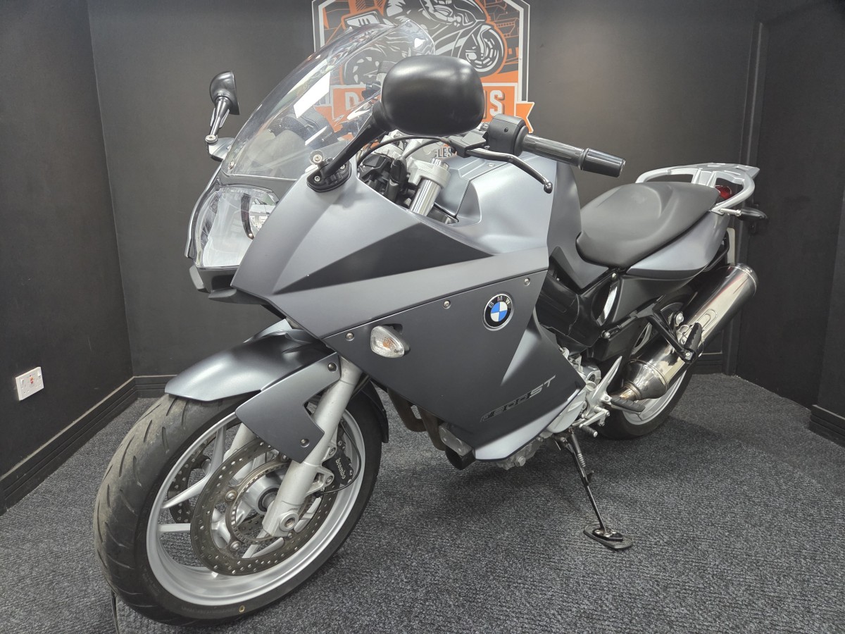 BMW F 800 ST