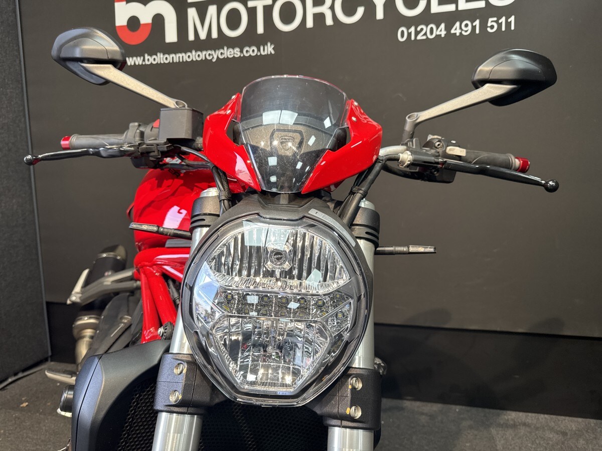 Ducati Monster 821