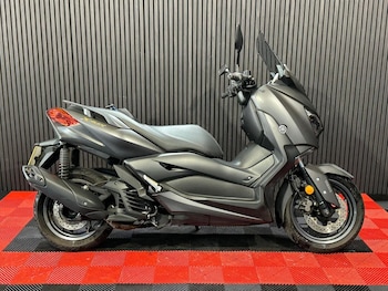 Used Yamaha XMAX 125 undefined for sale - bike-78981041: Photo