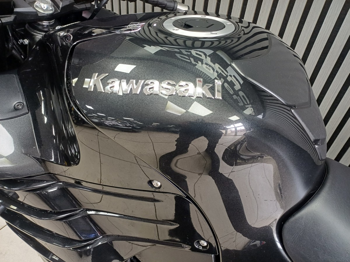 Kawasaki ZZR1400