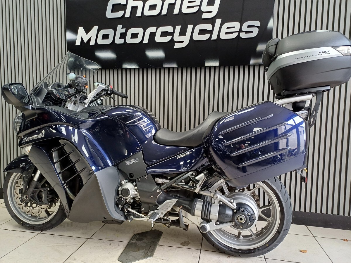 Kawasaki GTR1400