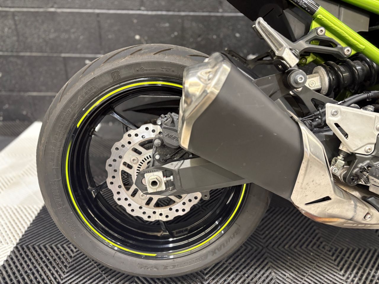 Used Kawasaki ZR900 for sale - 78435709: Photo 12