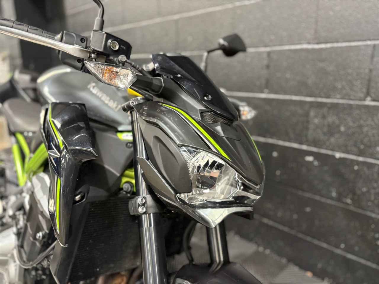 Used Kawasaki ZR900 for sale - 78435709: Photo 6