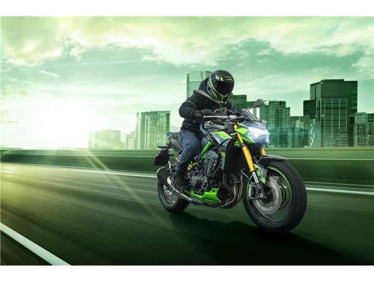Kawasaki Z900 SE ZR900MRFNN BK2