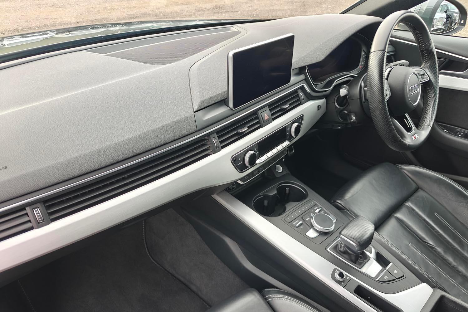 Used Audi A4 2018 for sale - 76295249: Photo 2