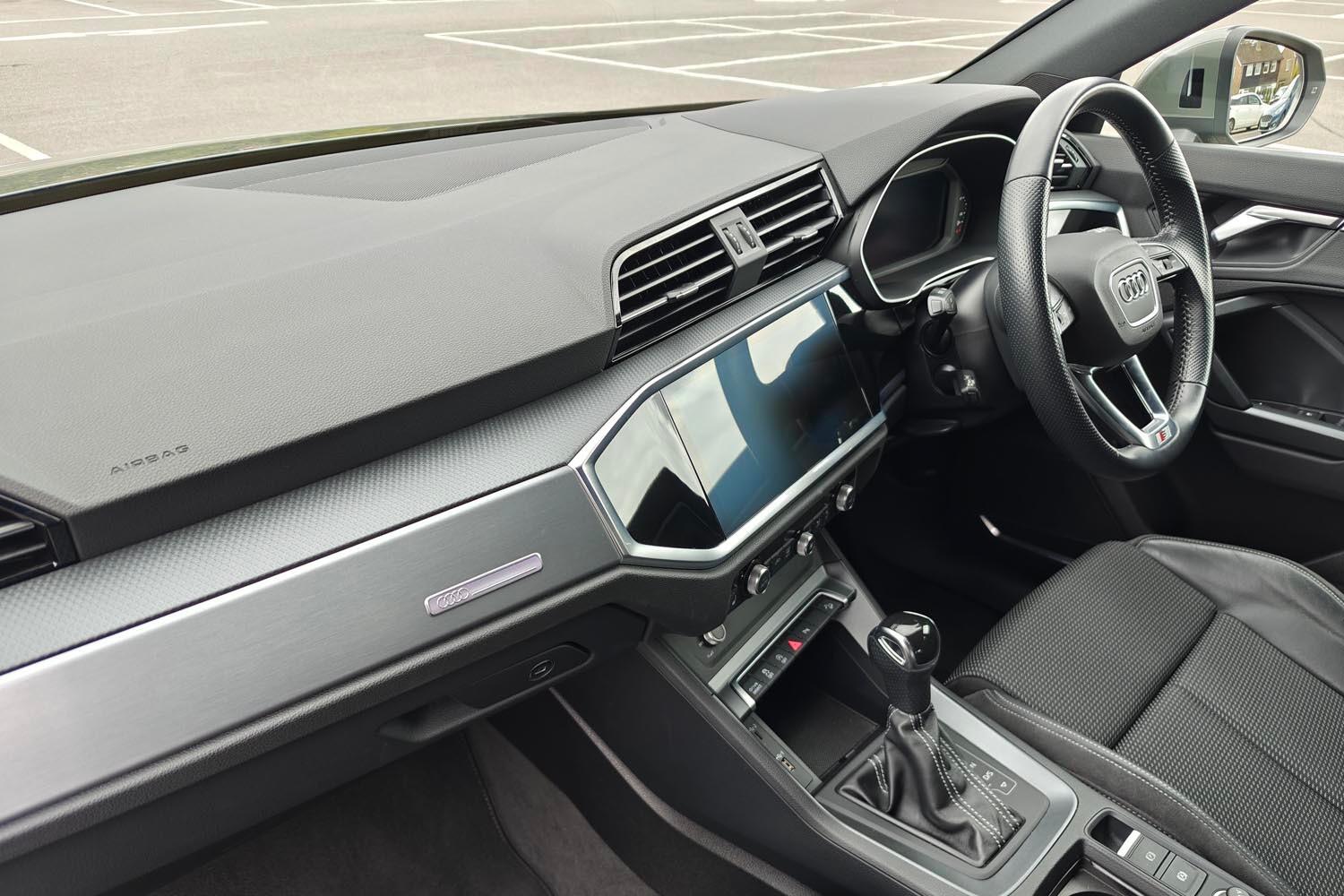 Used Audi Q3 2020 for sale - 78086673: Photo 2