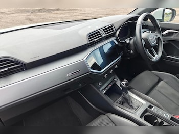 Used Audi Q3 2022 for sale - 75563576: Photo