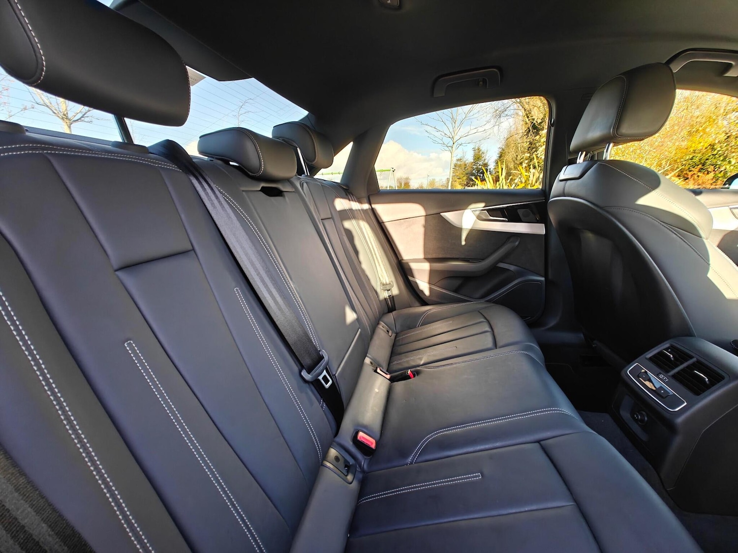 Used Audi A4 2021 for sale - 76753124: Photo 8