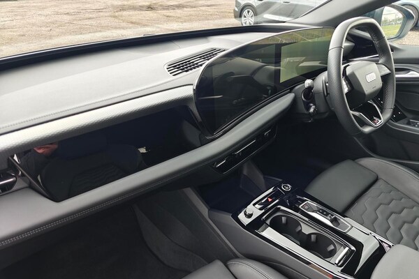 Used Audi A6 e-tron Avant 2025 for sale - 75387099: Photo 2