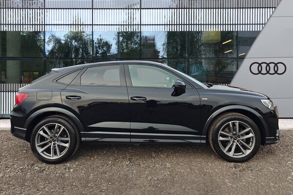 Used Audi Q3 2022 for sale - 76189161: Photo 4