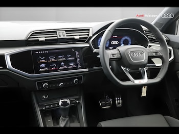 Used Audi Q3 2024 for sale - 75311316: Photo