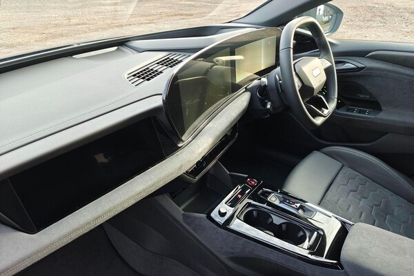 Used Audi A6 e-tron Avant 2025 for sale - 75311162: Photo 2