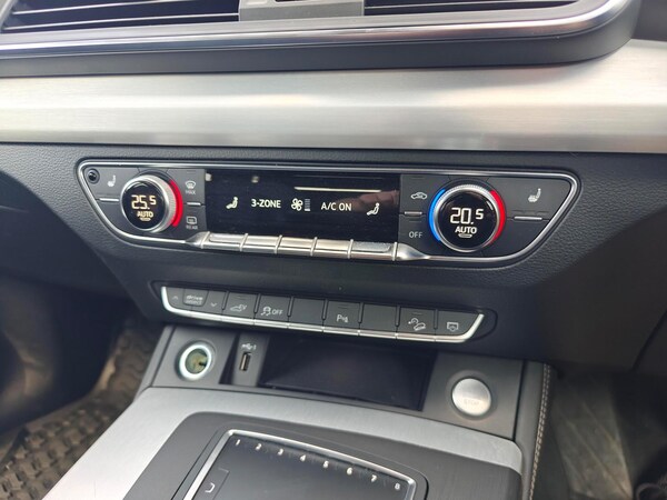 Used Audi Q5 2020 for sale - 75669867: Photo 17