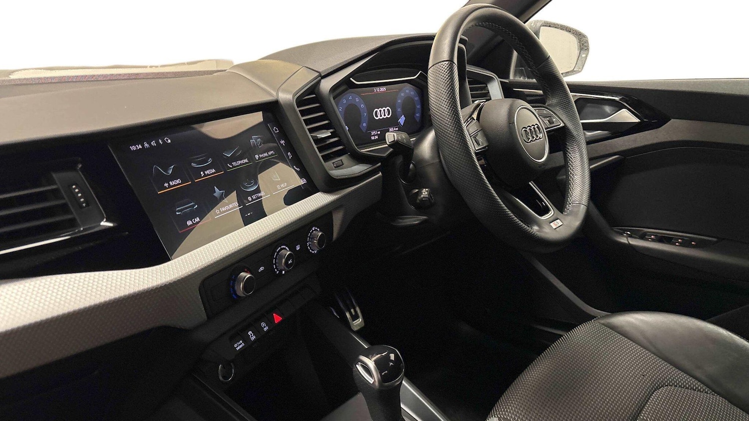 Used Audi A1 2022 for sale - 77215991: Photo 2