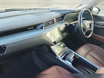 Used Audi e-tron 2021 for sale - 75905486: Photo