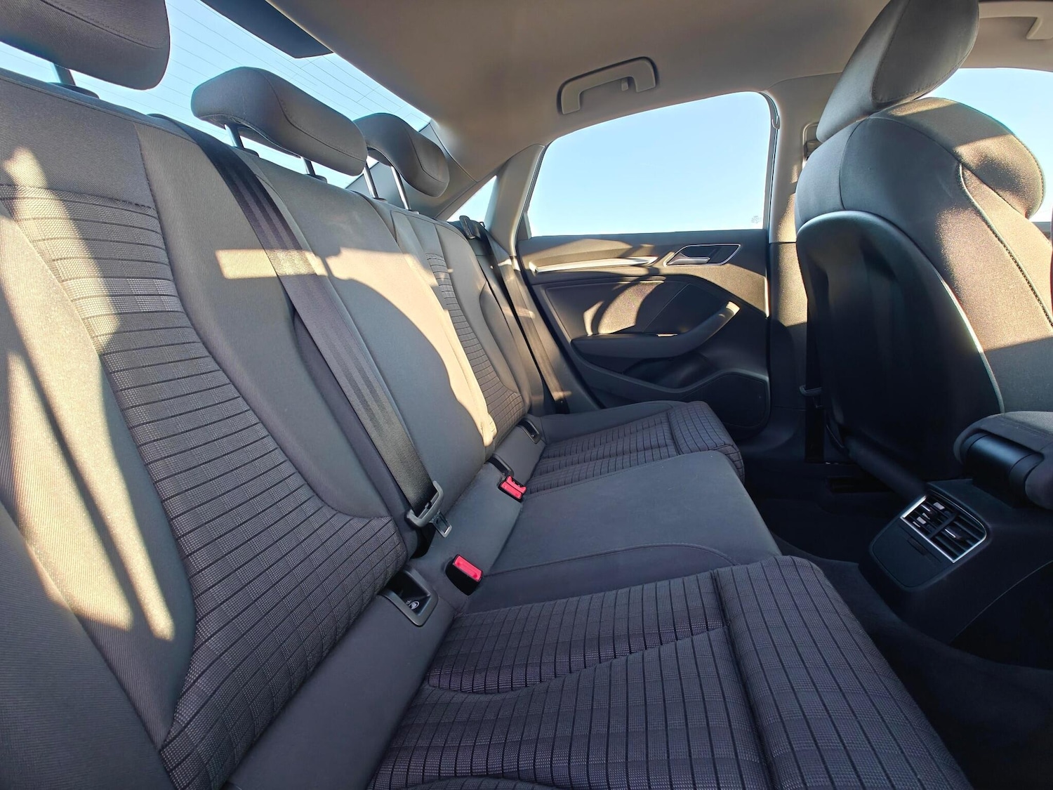 Used Audi A3 2018 for sale - 76772276: Photo 8