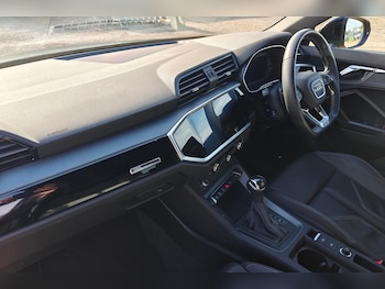 Used Audi Q3 2022 for sale - 76511842: Photo