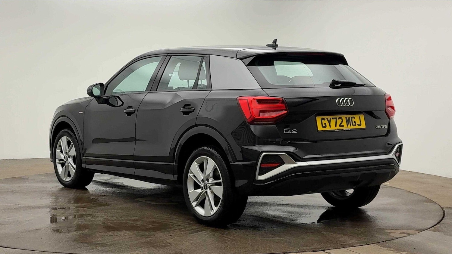 Used Audi Q2 for sale - 77214922: Photo 2