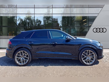 Used Audi RS Q8 2024 for sale - 76123107: Photo