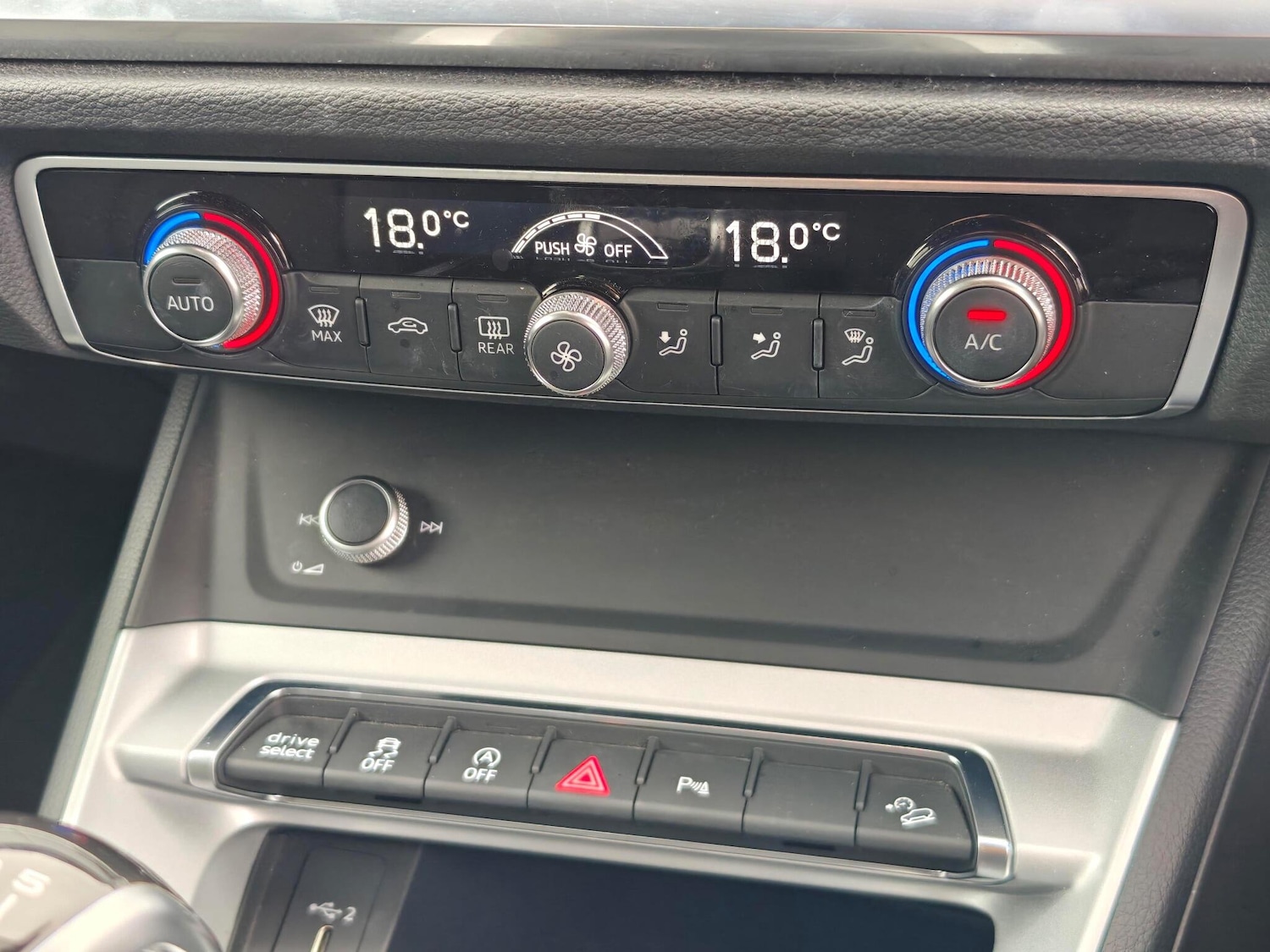 Used Audi Q3 2020 for sale - 76727851: Photo 11