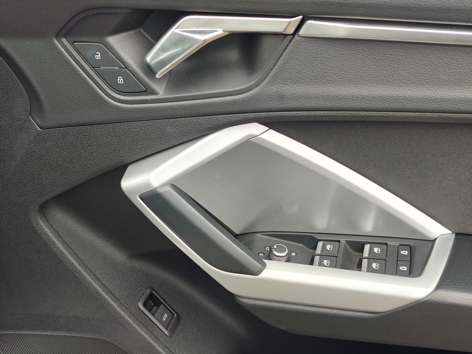 Used Audi Q3 2020 for sale - 76727851: Photo 9