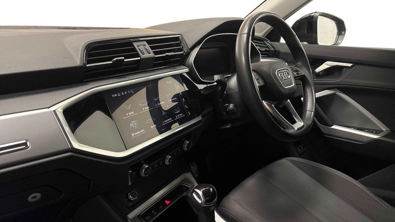 Used Audi Q3 for sale - 77510250: Photo 2