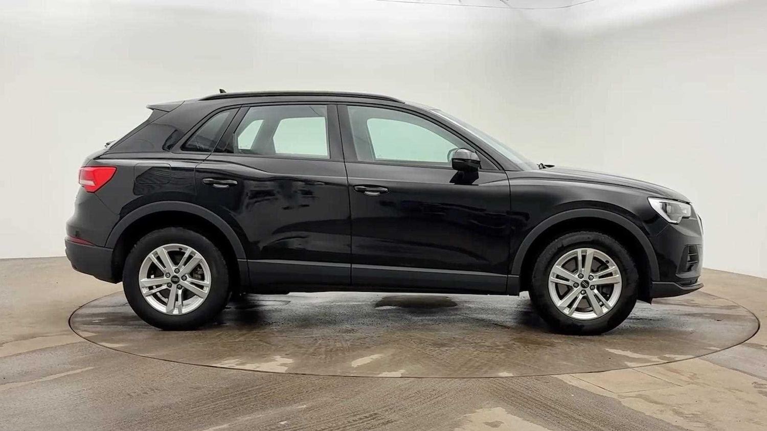 Used Audi Q3 for sale - 77510250: Photo 3