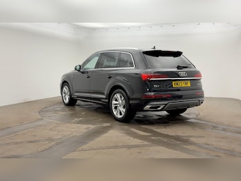Used Audi Q7 2023 for sale - 75740940: Photo