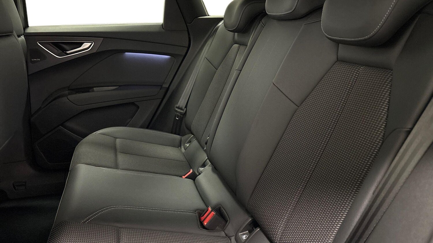 Used Audi Q4 e-tron 2022 for sale - 77683765: Photo 7