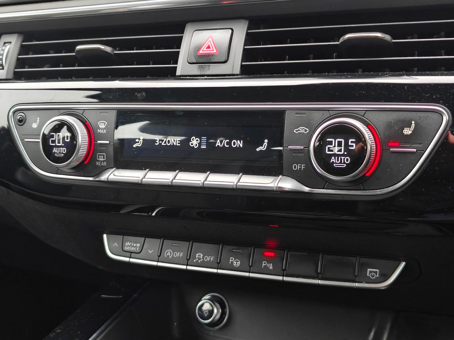 Used Audi A4 Avant 2017 for sale - 77291492: Photo 23