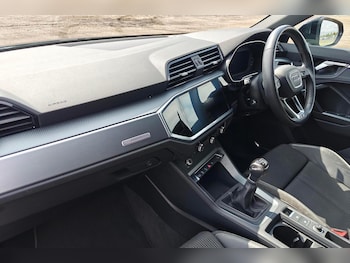 Used Audi Q3 2021 for sale - 75562713: Photo
