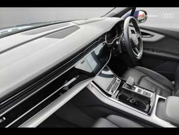 Used Audi Q7 2024 for sale - 75310494: Photo