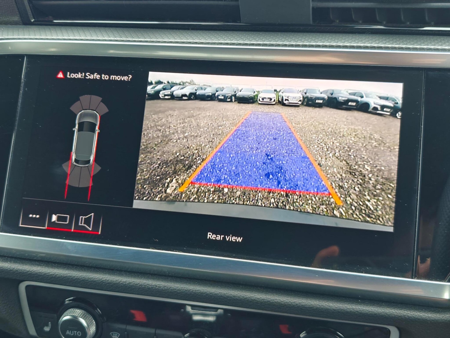 Used Audi Q3 2024 for sale - 76295861: Photo 11