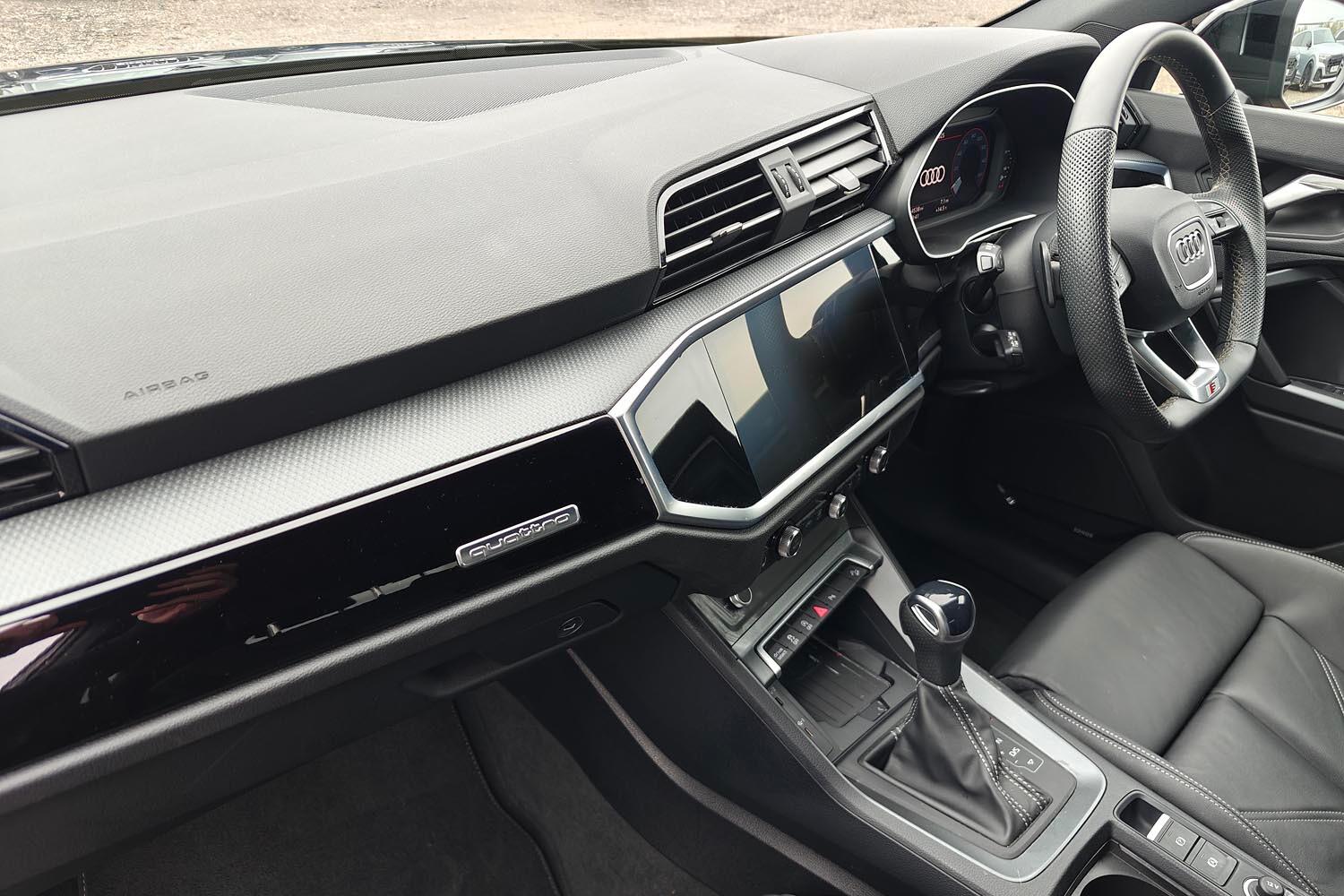 Used Audi Q3 2024 for sale - 76295861: Photo 2