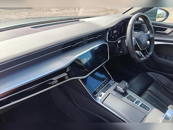 Used Audi A6 2019 for sale - 76247188: Photo