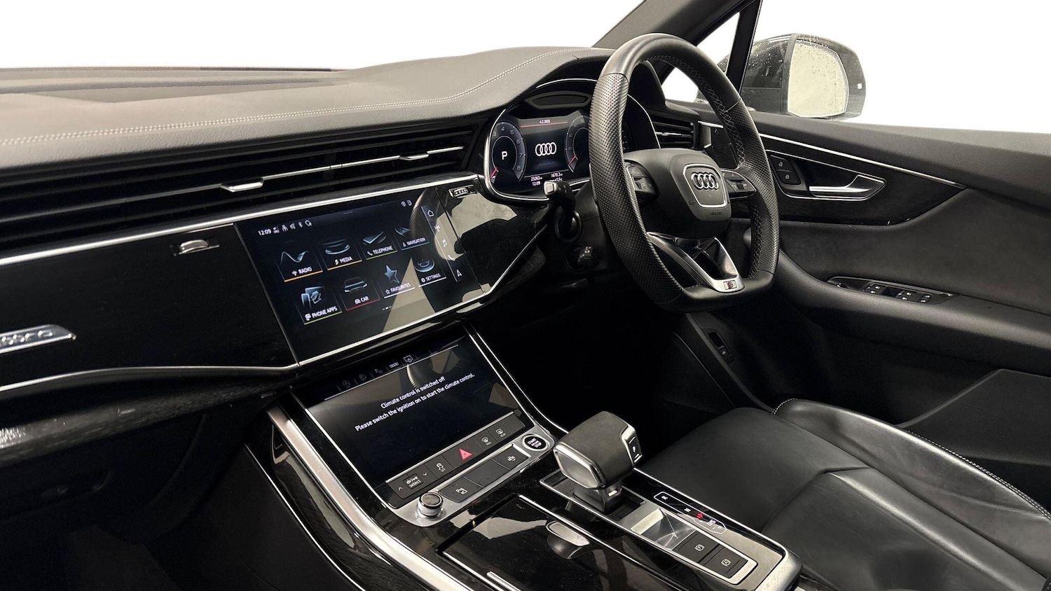 Used Audi Q7 2022 for sale - 77722648: Photo 2