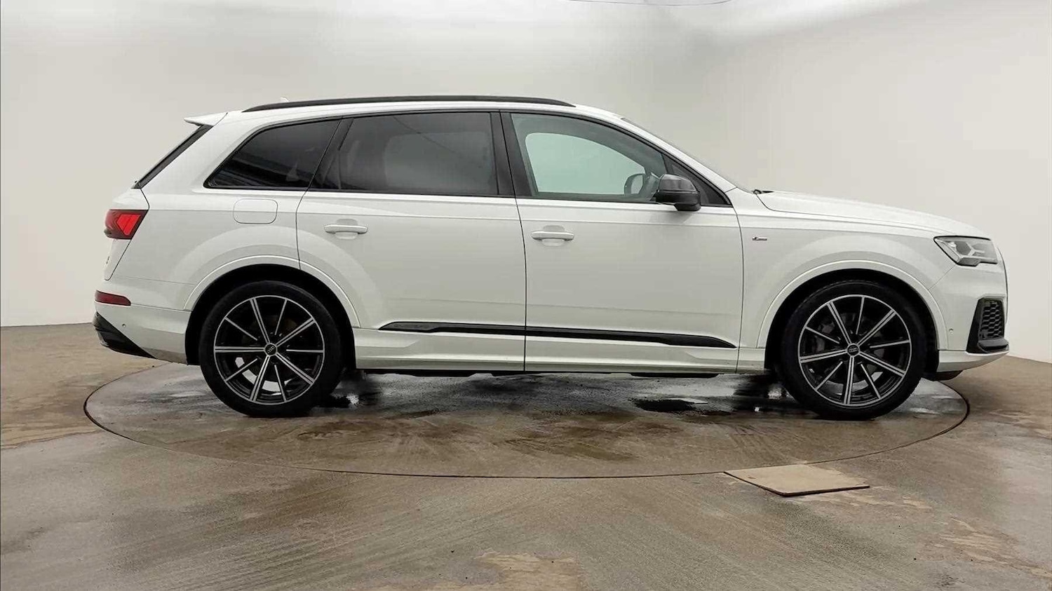 Used Audi Q7 2022 for sale - 77722648: Photo 4