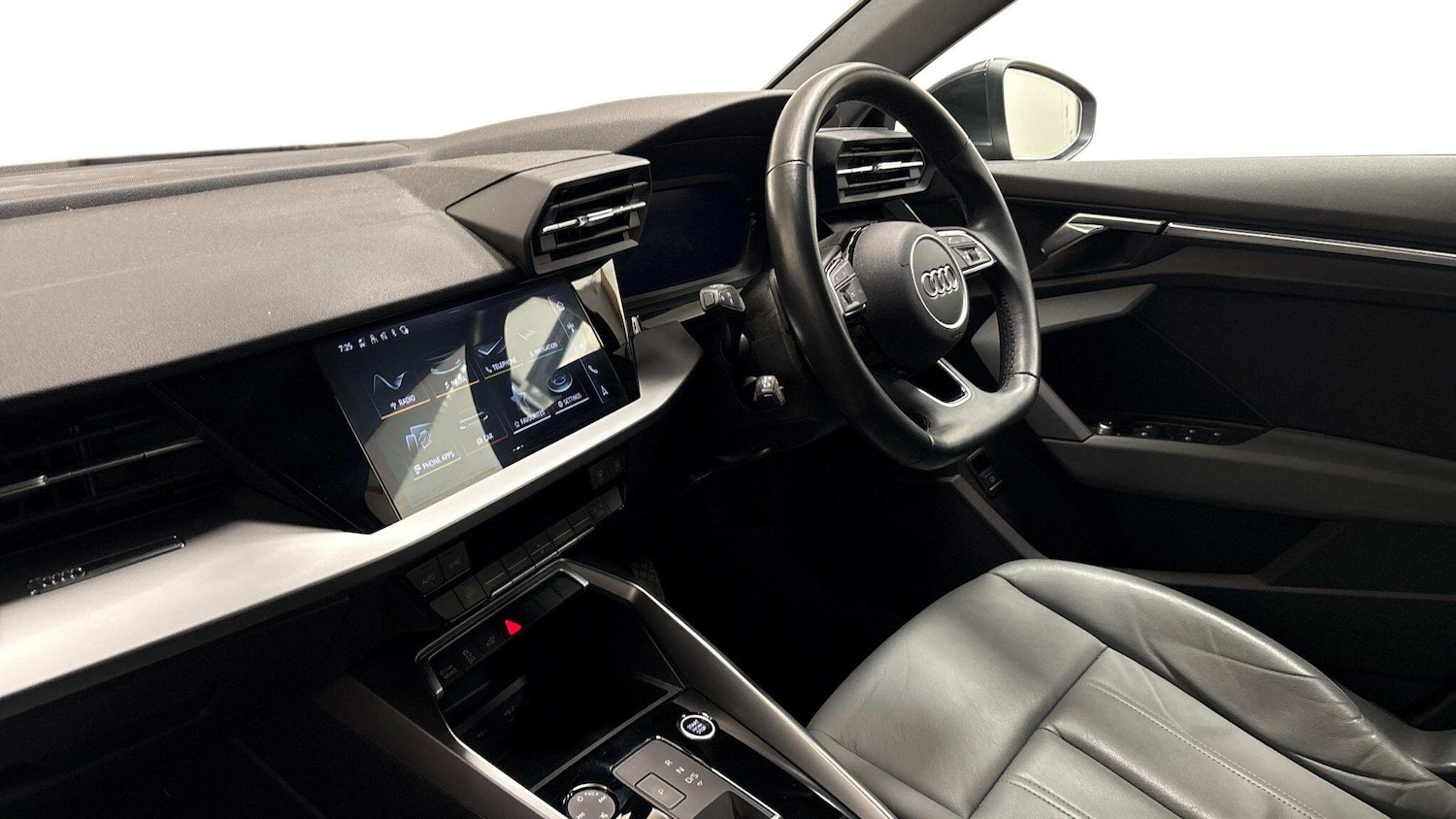 Used Audi A3 2022 for sale - 77344321: Photo 2