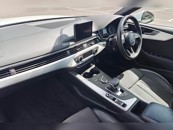 Used Audi A5 Cabriolet 2018 for sale - 79131969: Photo