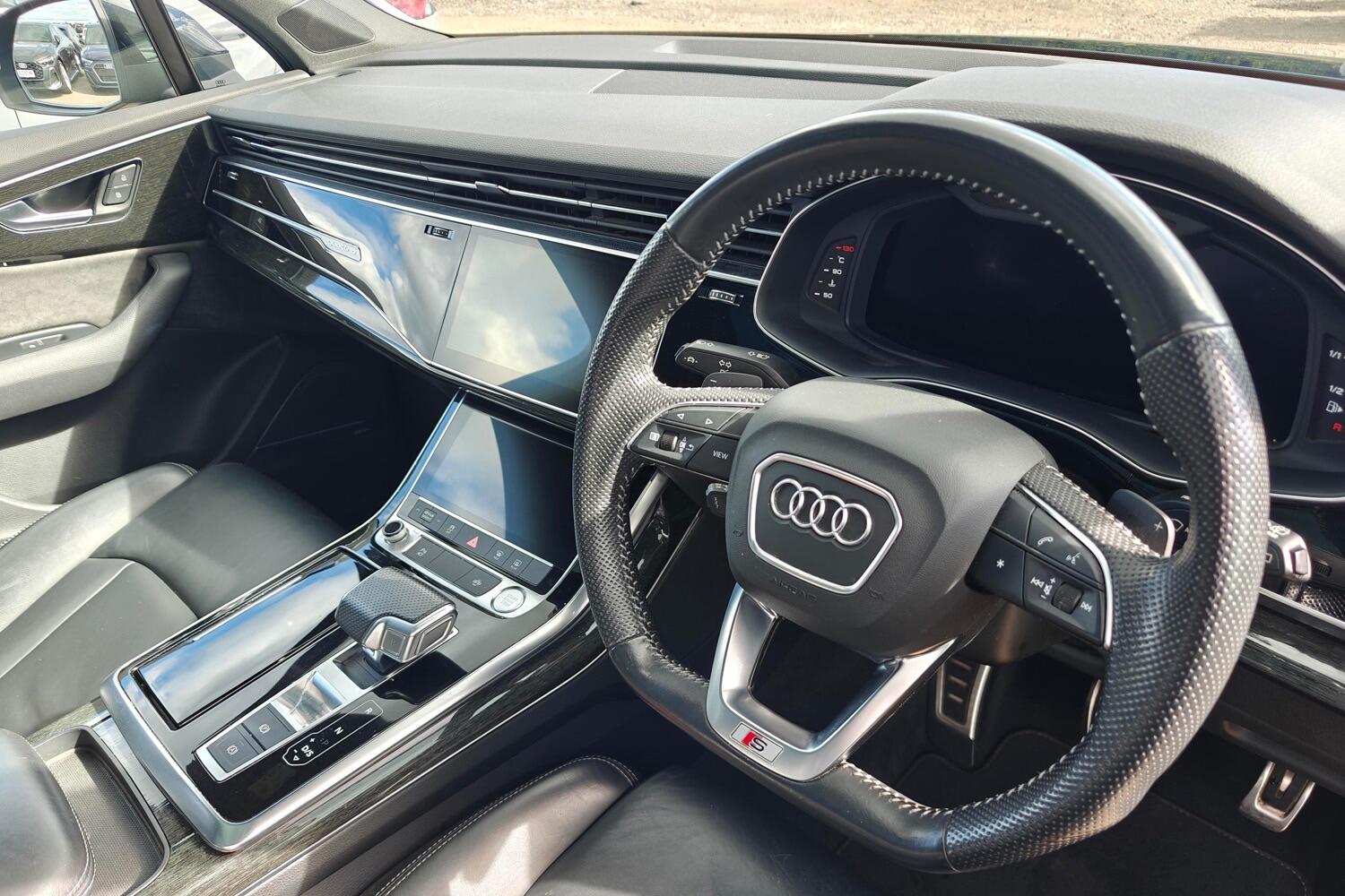 Used Audi Q7 2020 for sale - 76121972: Photo 6