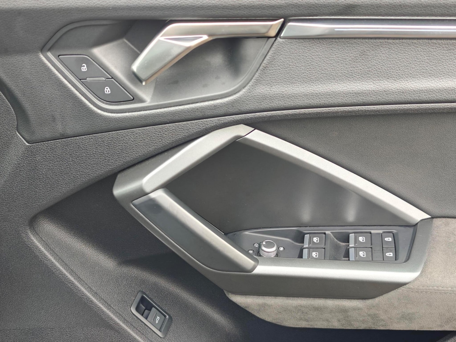 Used Audi RS Q3 2022 for sale - 76886382: Photo 14