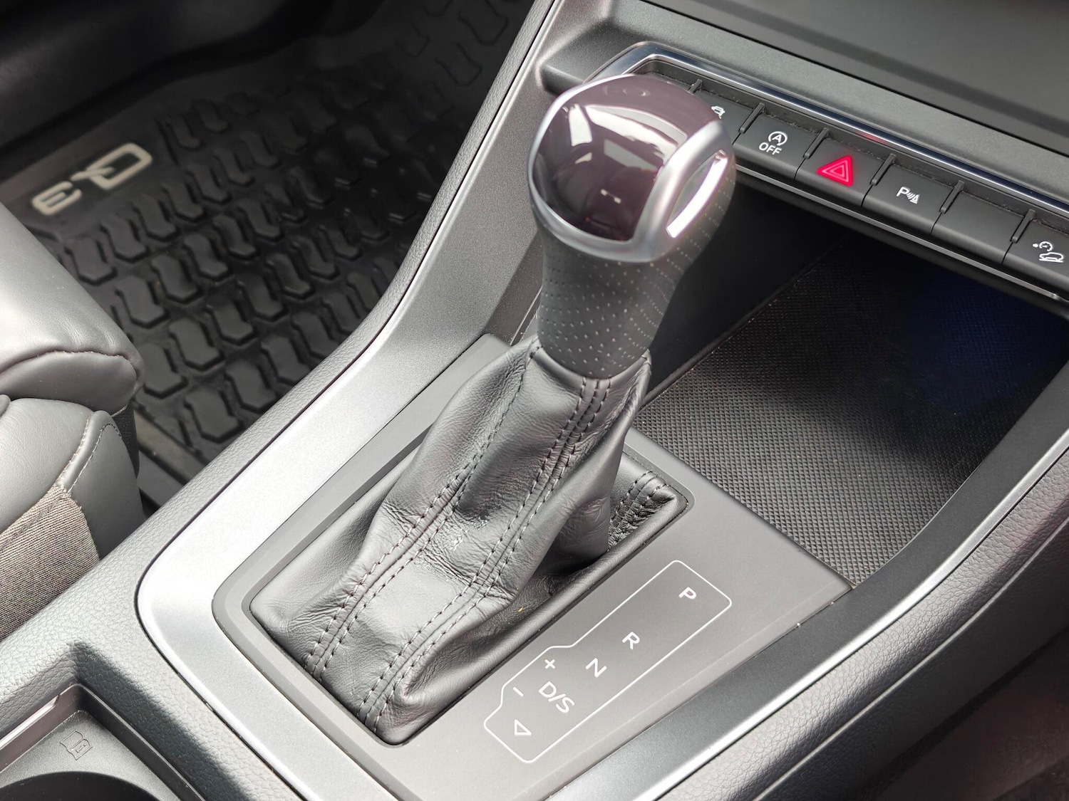 Used Audi RS Q3 2022 for sale - 76886382: Photo 17