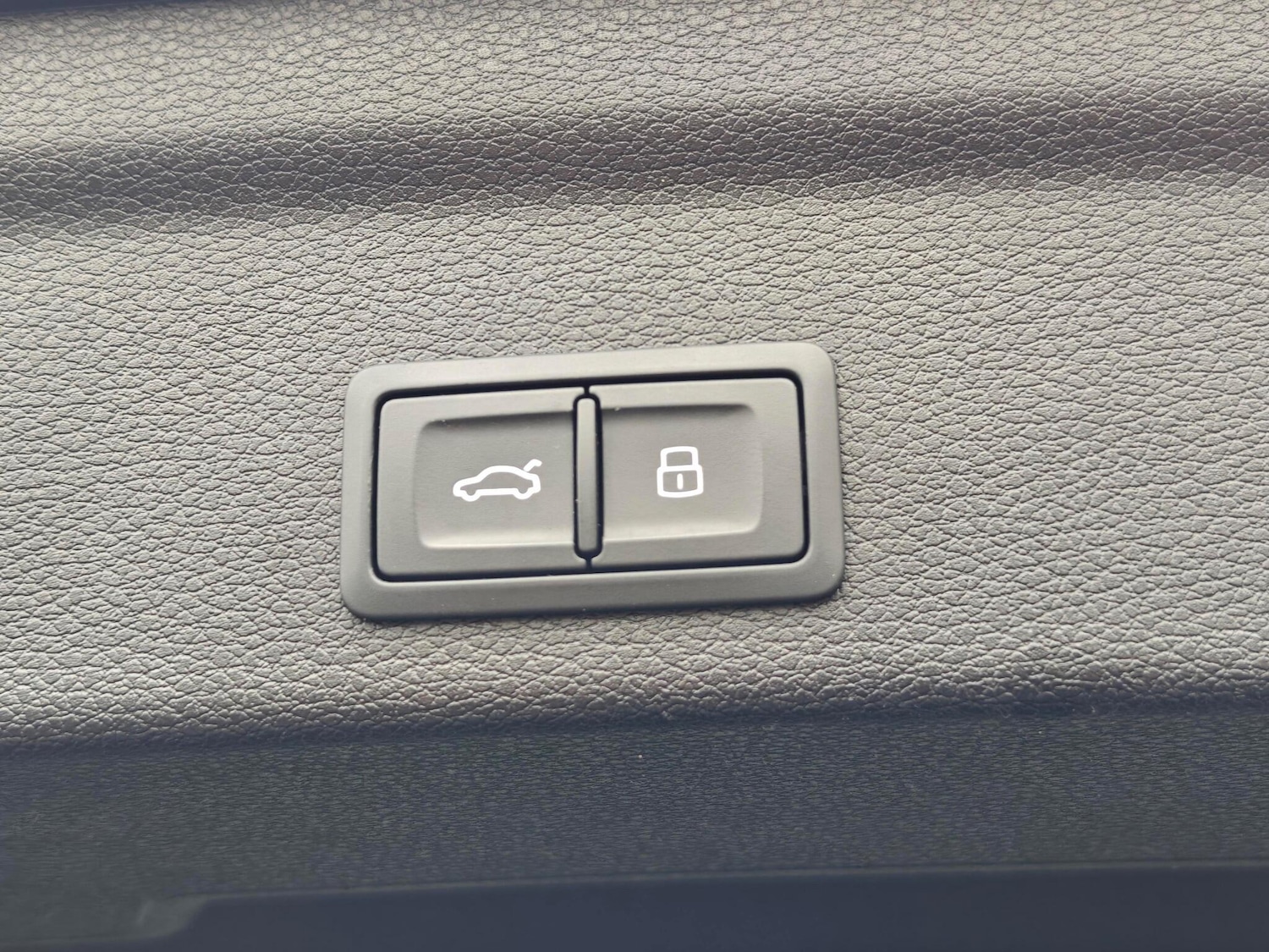 Used Audi RS Q3 2022 for sale - 76886382: Photo 9