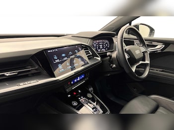 Used Audi Q4 e-tron 2023 for sale - 78958961: Photo