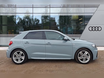 Used Audi A1 2023 for sale - 76227460: Photo 4