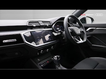 Used Audi Q3 2023 for sale - 75311709: Photo