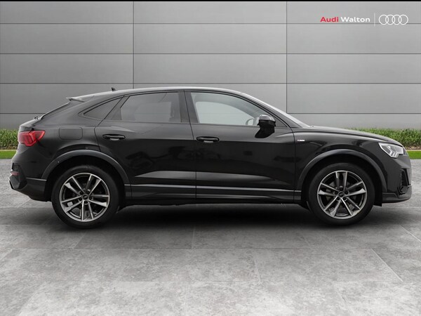 Used Audi Q3 2023 for sale - 75311709: Photo 4