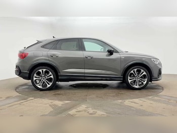 Used Audi Q3 2023 for sale - 78516518: Photo